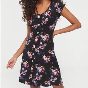 🌺 3/$30 ✨ NWT Floral Summer Dress